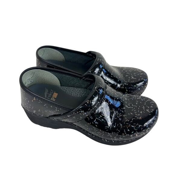 Dansko XP 2.0 Patent Leather Black Colorful Confetti Sparkle Slip On Clogs 37 7 - Picture 2 of 7